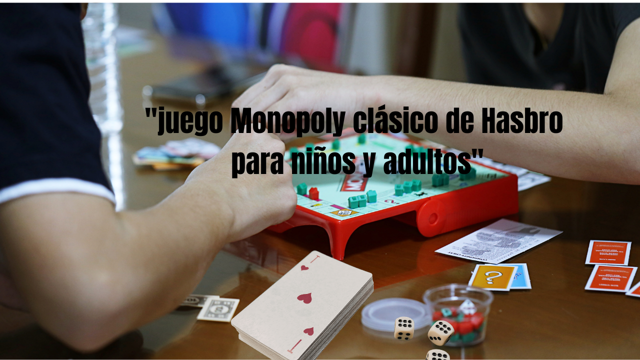 familia jugando juegos de mesa como Monopoly y Jenga en casa